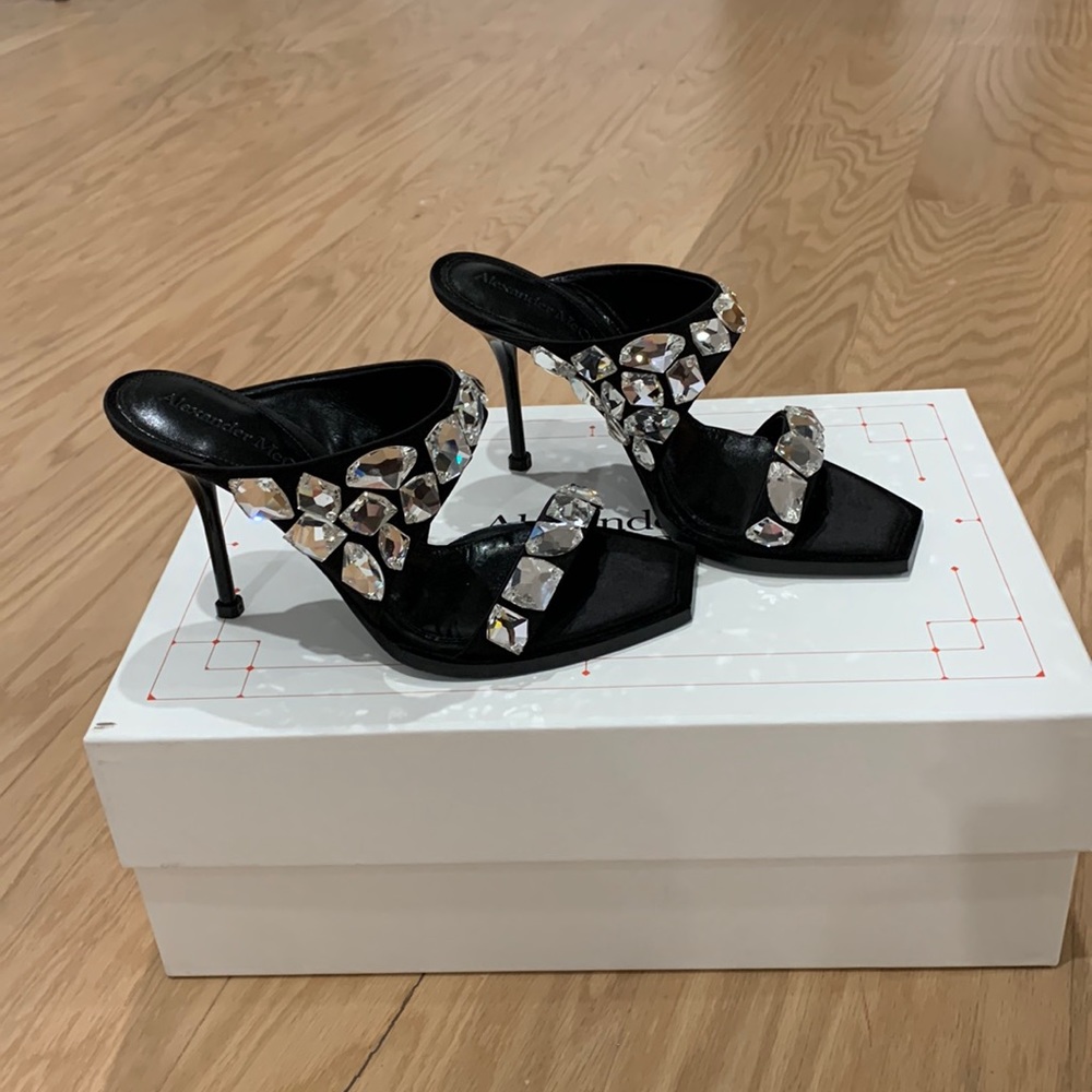 Alexander McQueen shoes size 37.5